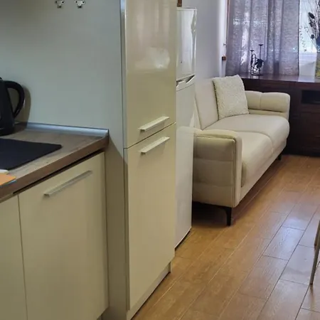 Апартаменты Cozy In The Hart Of The *
