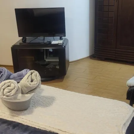 Апартаменти Cozy In The Hart Of The *
